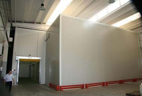 Refrigerated type ice storage room